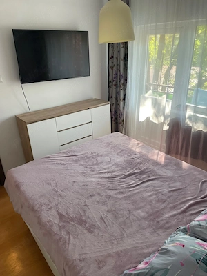 Se oferă spre închiriere apartament cu 3 camere  - imagine 4