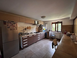 Casa deosebita in zona superba la 16 km de Ploiesti - imagine 6