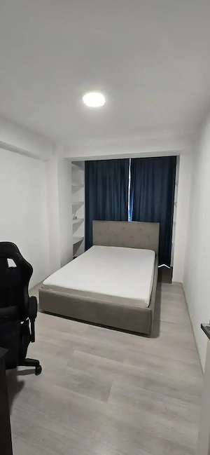 Apartament o cameră - 310 Euro + garanție - imagine 2
