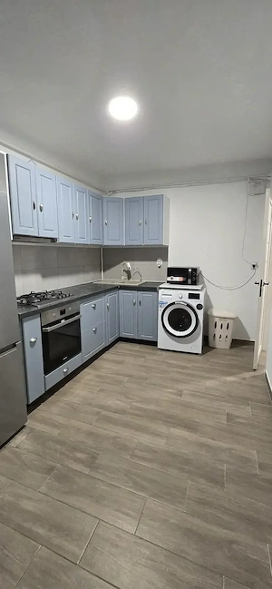 Apartament o cameră - 310 Euro + garanție - imagine 5