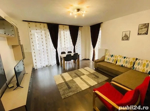 Proprietar inchiriez apartament 2 camere decomandat