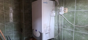 Închiriere casa la curte zona Alexandriei,2 cam ,centrala termica,1 bucatarie,1 baie,complet mobilat - imagine 3