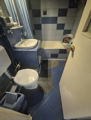 Vand apartament 3 camere, confort 1, 2 băi, strada Muncii, Tudor  - imagine 4