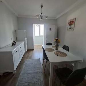 Inchiriez apartament 3 camere - imagine 2