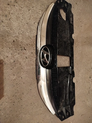 vând grile Hyundai ix 35  - imagine 4
