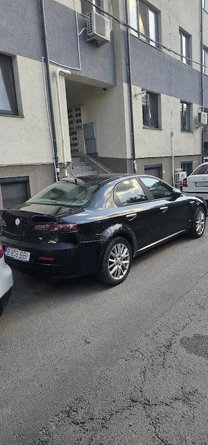  Vând Alfa Romeo 159 Sedan | 1.9 JTDm 2008 | Pilot Automat & Hill Holder | Anvelope Continental | Fi - imagine 3