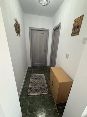 Închiriez apartament cu 2 camere,situat în zona Calea Sagului - imagine 5
