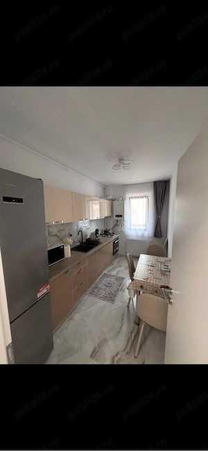 Inchiriez Apartament 2 camere de inchiriat +loc de parcare - imagine 3