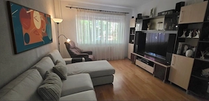 Proprietar, vând apartament 3 camere decomandat, zona centrală(Str. Emil Racovita.  Pentru relații r - imagine 2