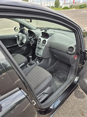 Vand Opel corsa D facelilft 2014 - imagine 10