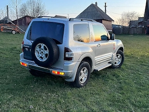 Mitsubishi pajero 2,5