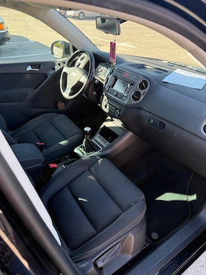 Volkswagen Tiguan 2.0 TDI, 140 CP, Euro 5   an 2010 - imagine 6