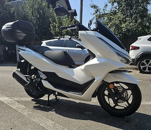 Scuter Honda PCX 125, 2025, 1300km - imagine 2