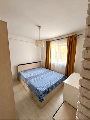 Apartament, 2 camere, decomandat - imagine 2