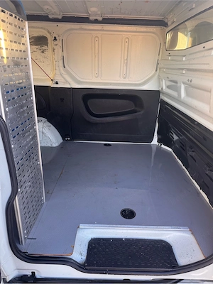 renault trafic  - imagine 8