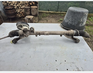 Casetă de direcție ford fiesta 2009- 2013