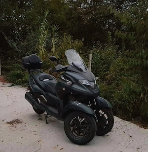 Maxiscuter Yamaha Tricity 300 - imagine 4