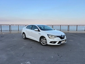 Renault Megane IV 1.33 TCe 115 CP - imagine 3