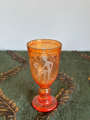 Cupă pahar decorativ din sticlă colorată, gravură mitologică manuală 