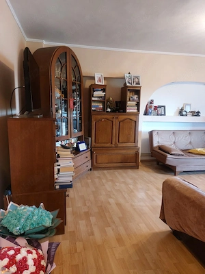Apartament 3 camere Zona MB uri, lângă parc - imagine 3