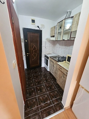 Chirie garsoniera Oradea, str Cazaban, Iosia 170E - imagine 4