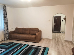 Ofer spre închiriere apartament 2 camere, Zamca, 52mp - imagine 2