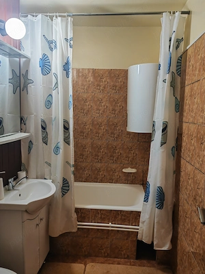 Ofer spre închiriere apartament 2 camere, Zamca, 52mp - imagine 6