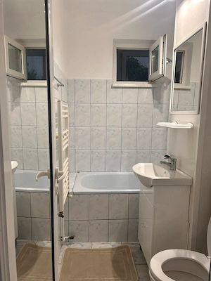 Proprietar închiriez apartament 2 camere - imagine 4