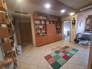 Apartament 3 camere Sibiu central - Str Charles Darwin loc de parcare  - imagine 5