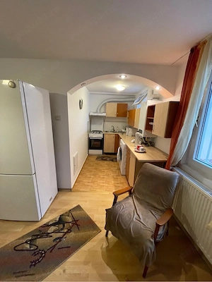 Închiriez apartament - imagine 5