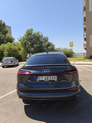 AUDI Q8 55 E-TRON Sportback  - imagine 4