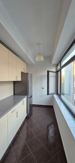 Vanzare apartament 2 camere Damaroaia.  - imagine 5