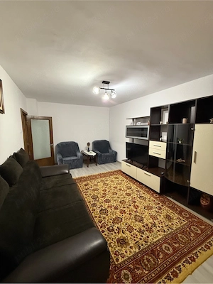 ofer spre inchiriere ap 2 camere central  - imagine 2