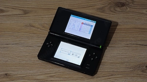 Consola portabila Nintendo DS lite, pe negru
