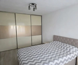 inchiriez apartament 3 camere