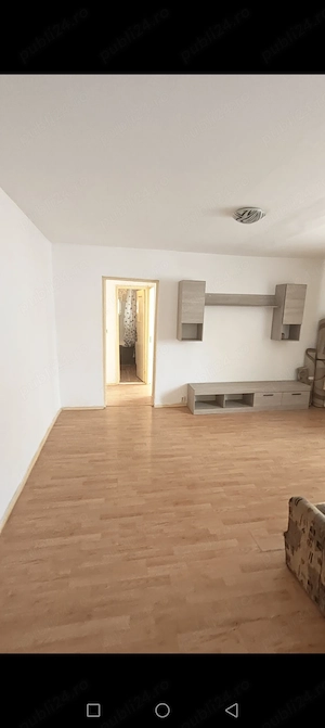 Închiriez apartament  2 camere Roșiori de vede - imagine 3