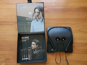 Casti Urbanista Rome wireless bluetooth marca premium necunoscuta in Romania