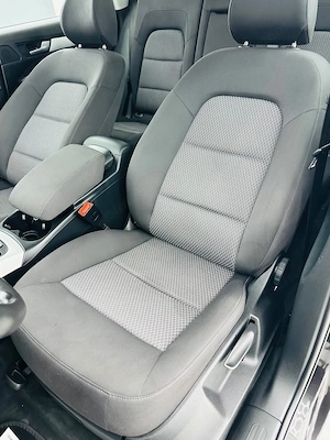 Audi Q5 - imagine 17