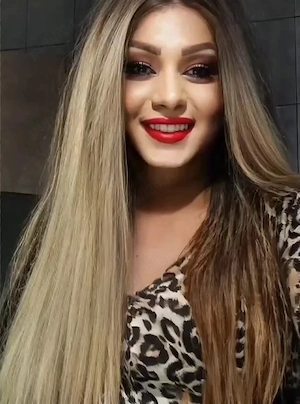 Transexuală plinuță cu forme cur bombat îmi plac începătorii fac și show la web sau filmuleț cu mine