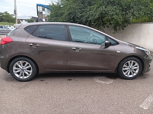Kia Ceed 2017   1.4 benzină (motor aspirat)   111.655 km   dotări generoase - imagine 10