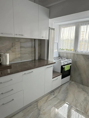 Apartament 2 camere-BLOC ALMO OBOR - imagine 2