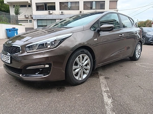 Kia Ceed 2017   1.4 benzină (motor aspirat)   111.655 km   dotări generoase - imagine 15