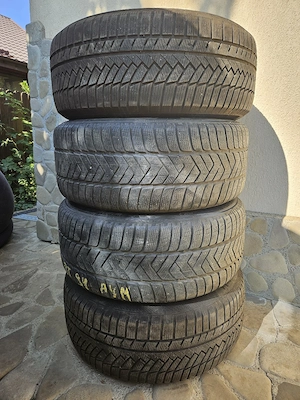 Jante cu anvelope  iarna R18 255 55 18 dot 1323 / an 2023 BMW X3 5x120