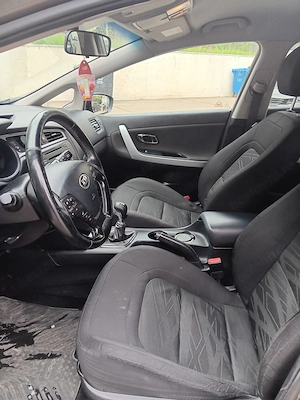 Kia Ceed 2017   1.4 benzină (motor aspirat)   111.655 km   dotări generoase - imagine 19