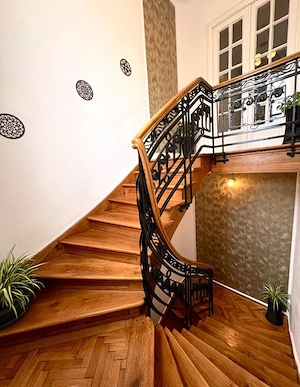 Apartament 4 camere în vila Unirii-Universitate 