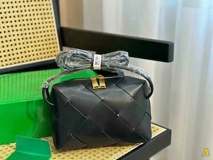 Bottega Veneta   geantă de damă, piele naturală