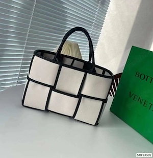 Bottega Veneta    geantă de damă, piele naturală