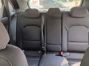 De vanzare Hyundai i30, an 2019, motor 1.368 cmc, benzina, cu 88.661 km - dotări generoase - imagine 20