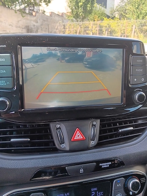 De vanzare Hyundai i30, an 2019, motor 1.368 cmc, benzina, cu 88.661 km - dotări generoase - imagine 4