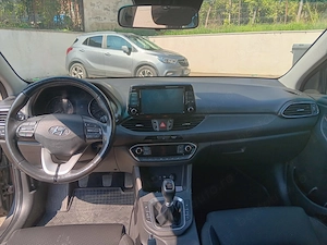 De vanzare Hyundai i30, an 2019, motor 1.368 cmc, benzina, cu 88.661 km - dotări generoase